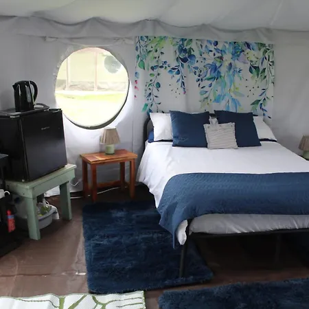 Mousley House Farm Campsite And Glamping Warwick  Exterior photo
