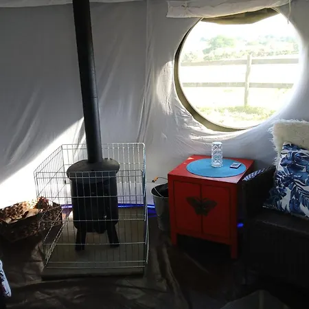 Mousley House Farm Campsite And Glamping Warwick  Exterior photo