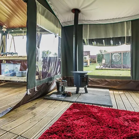 Mousley House Farm Campsite And Glamping Warwick  Exterior photo
